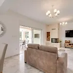 Tatil Evi Haus In Mit Privatem Pool By Interhome