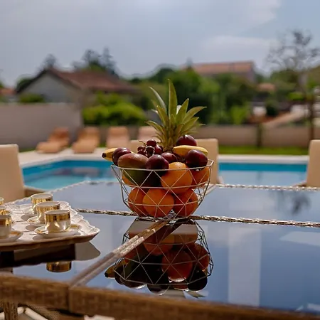 Hébergement de vacances Haus In Mit Privatem Pool By Interhome *