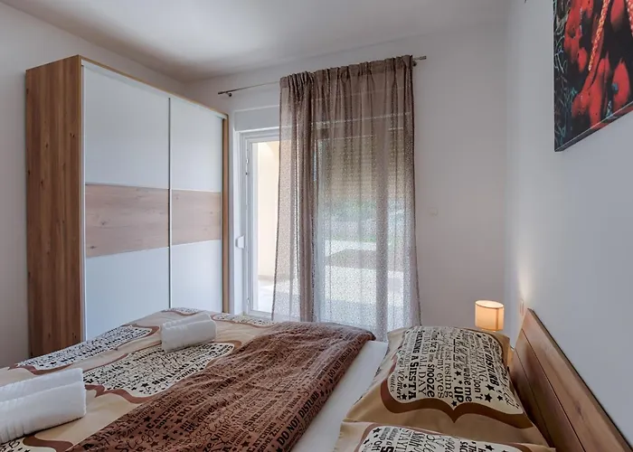 Haus In Mit Privatem Pool By Interhome Holiday home *