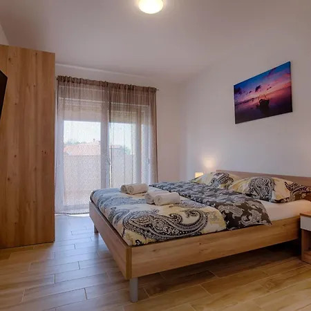 Haus In Mit Privatem Pool By Interhome Holiday home Pinezici (Krk)